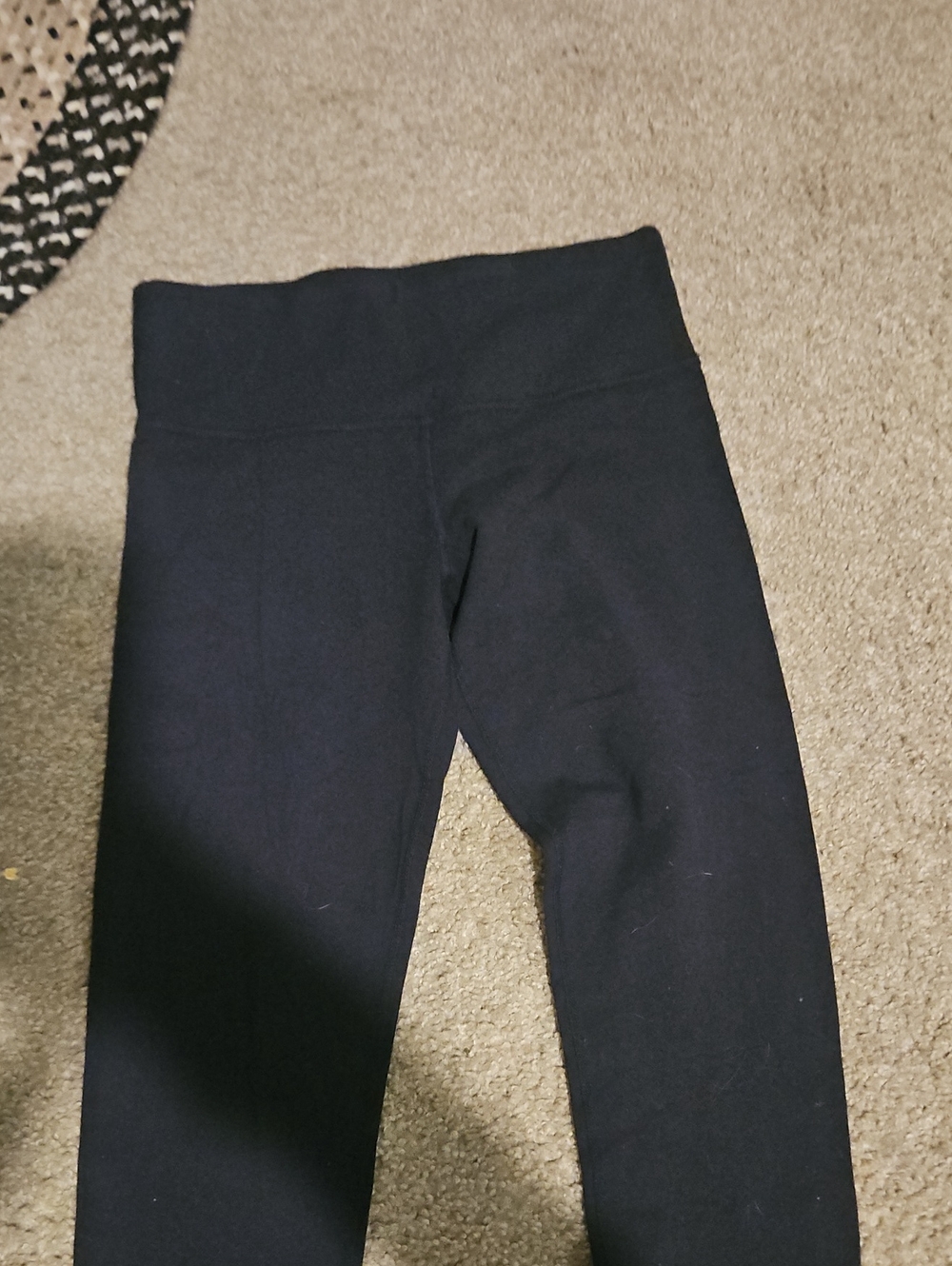 Size 4 - Picture 4 of 6